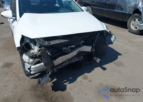 2019 Hyundai Ioniq Hybrid Blue z USA, uszkodzony, nr VIN KMHC65LC2KU139391